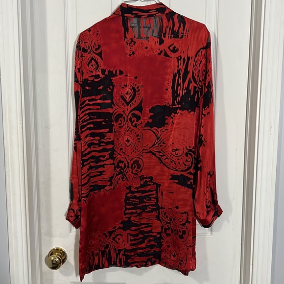 Chico’s Design sheer button down - Picture 3 of 8